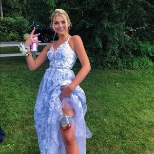 Meet your Posher, Carly